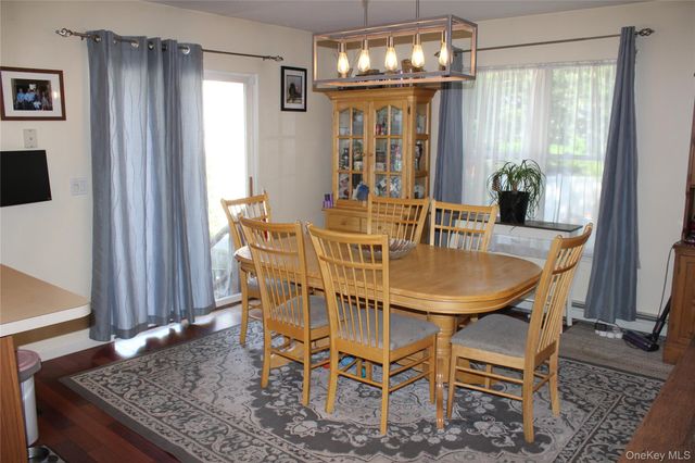 3 Lonscreek Place, Mastic Beach, NY 11951