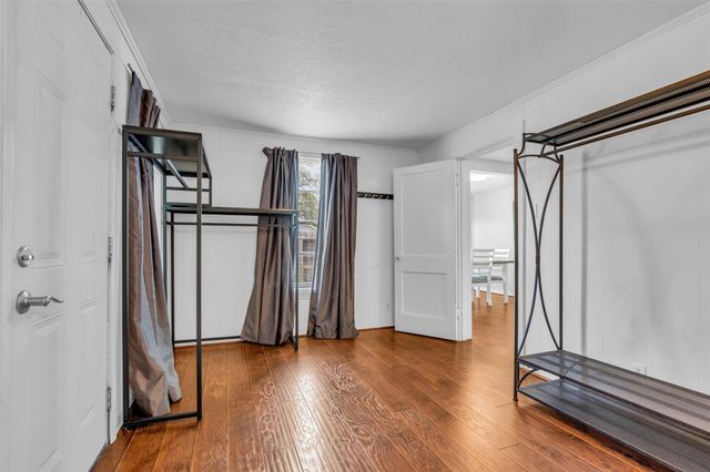 109 Oxford Street, Tomball, TX 77375