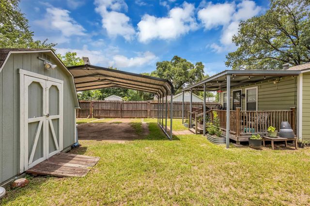 109 Oxford Street, Tomball, TX 77375