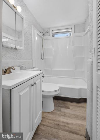 443 RARITAN ST, Camden, NJ 08105