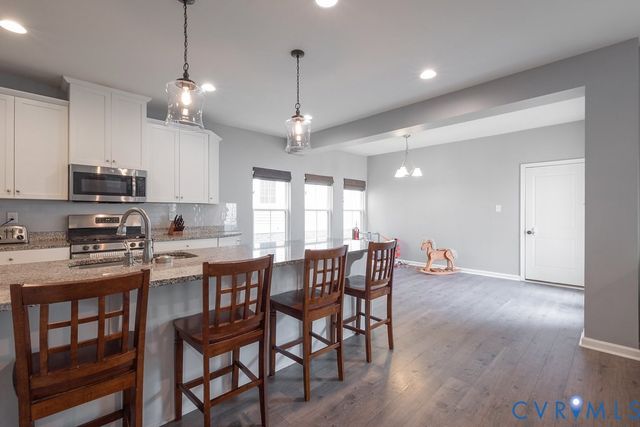 5906 Swift Fox Dr, Moseley, VA 23120
