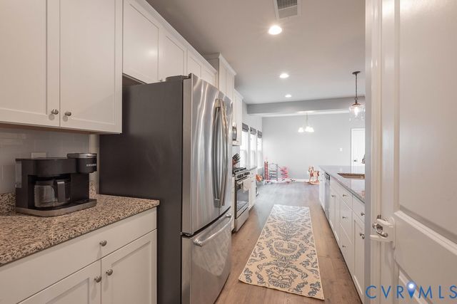 5906 Swift Fox Dr, Moseley, VA 23120