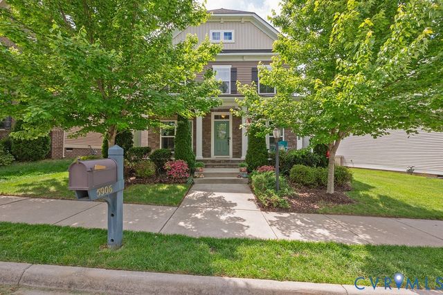 5906 Swift Fox Dr, Moseley, VA 23120
