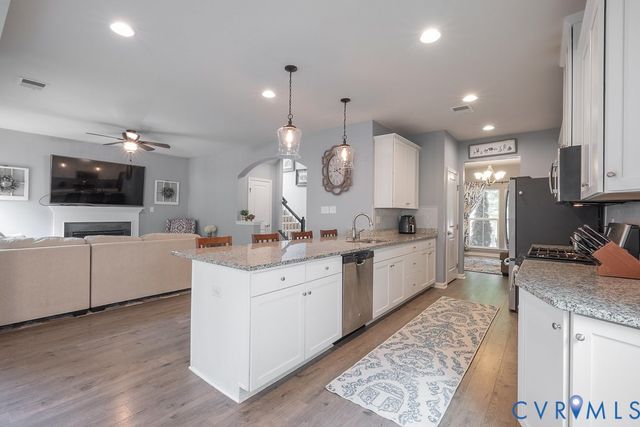 5906 Swift Fox Dr, Moseley, VA 23120