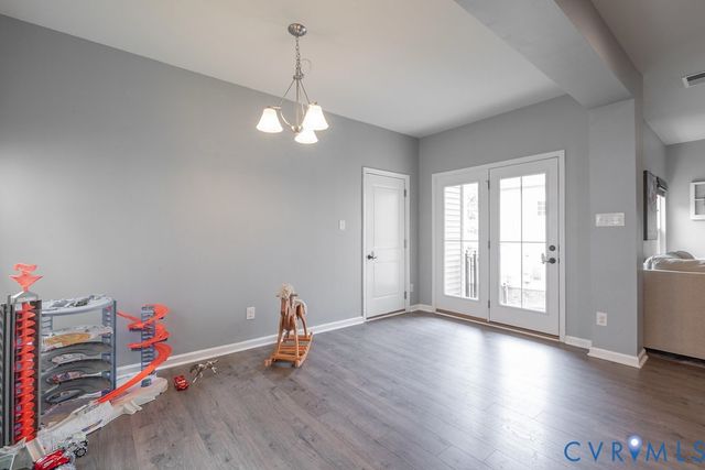 5906 Swift Fox Dr, Moseley, VA 23120
