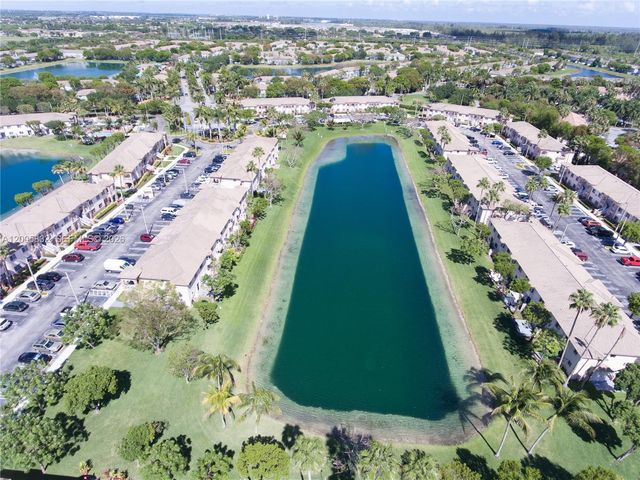 1260 SE 28th Ct 103, Homestead, FL 33035