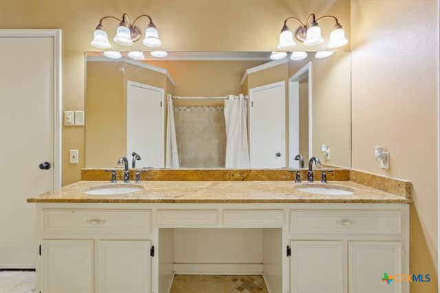 2613 Canyon Creek Drive, Temple, TX 76502