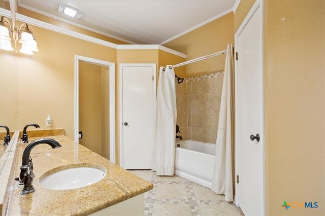 2613 Canyon Creek Drive, Temple, TX 76502