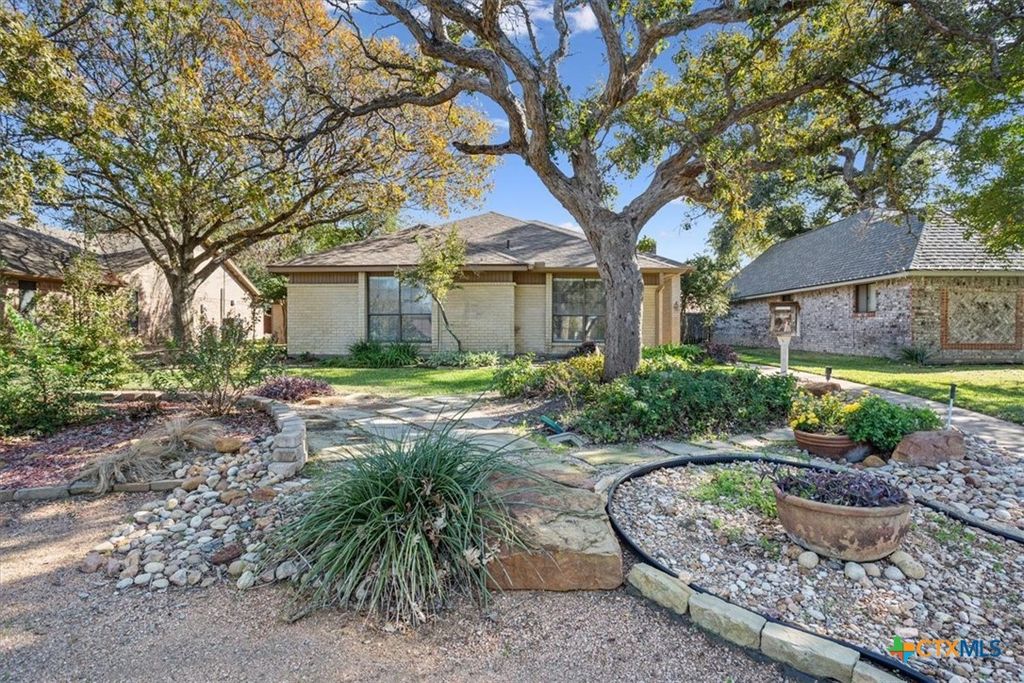 2613 Canyon Creek Drive, Temple, TX 76502