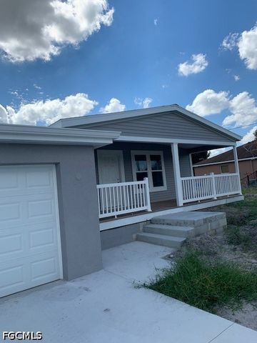 3721 16th ST W, Lehigh Acres, FL 33971