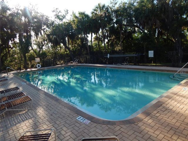 543 VINCINDA CREST WAY, Tampa, FL 33619