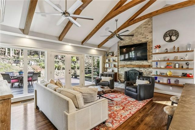 7265 Hunters Branch Drive, Atlanta, GA 30328