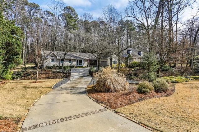 7265 Hunters Branch Drive, Atlanta, GA 30328