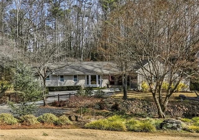 7265 Hunters Branch Drive, Atlanta, GA 30328