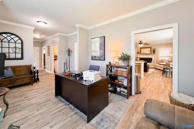 1008 Ashenbury Park, Decatur, AL 35603