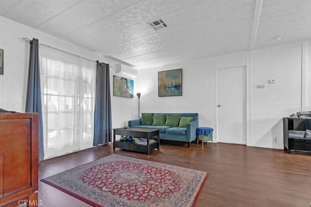 26200 Frampton 92, Harbor City, CA 90710