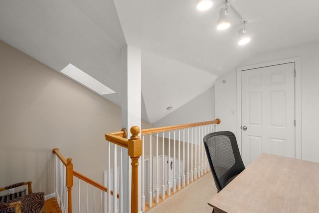 28 Patriots Blvd 28, Hopkinton, MA 01748