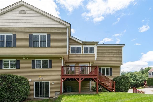 28 Patriots Blvd 28, Hopkinton, MA 01748