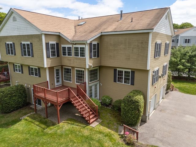 28 Patriots Blvd 28, Hopkinton, MA 01748