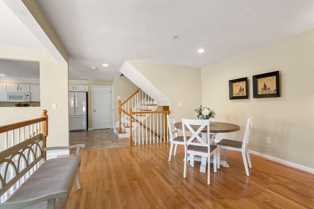 28 Patriots Blvd 28, Hopkinton, MA 01748