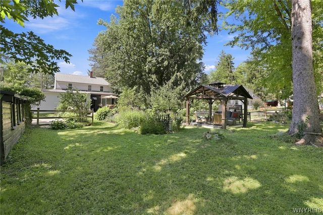 6811 Boston State Road, Hamburg, NY 14075