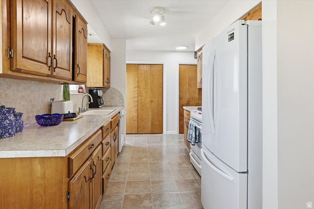 5790 W 13600 N, Garland, UT 84312