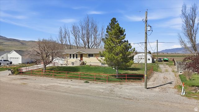 5790 W 13600 N, Garland, UT 84312