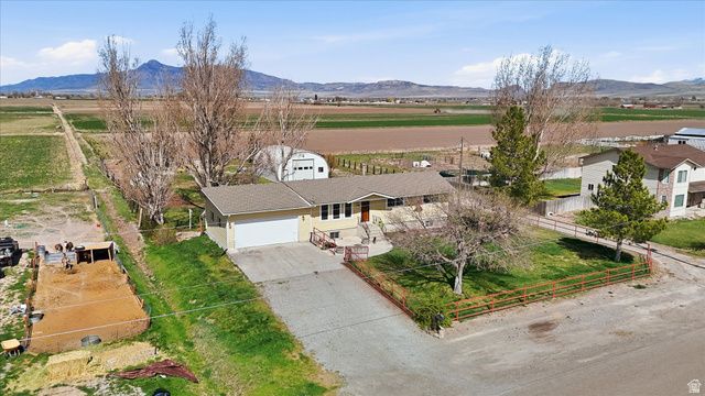 5790 W 13600 N, Garland, UT 84312