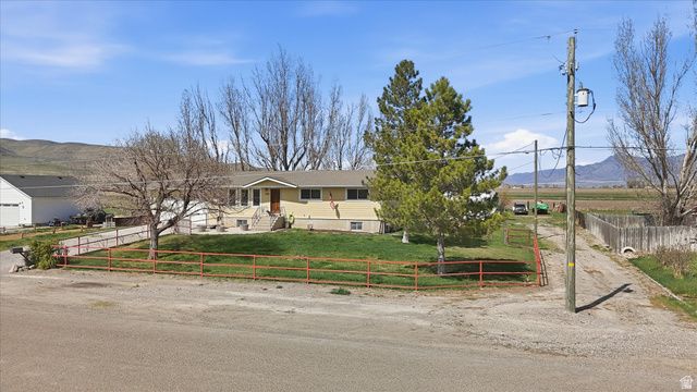5790 W 13600 N, Garland, UT 84312