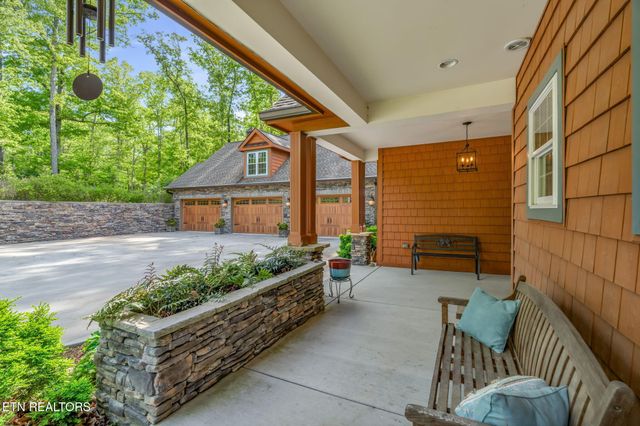 1466 Eagle Furnace Rd, Rockwood, TN 37854