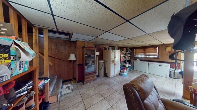 285 Matthews Lane, Mosheim, TN 37818