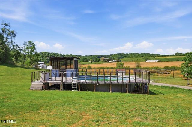 285 Matthews Lane, Mosheim, TN 37818