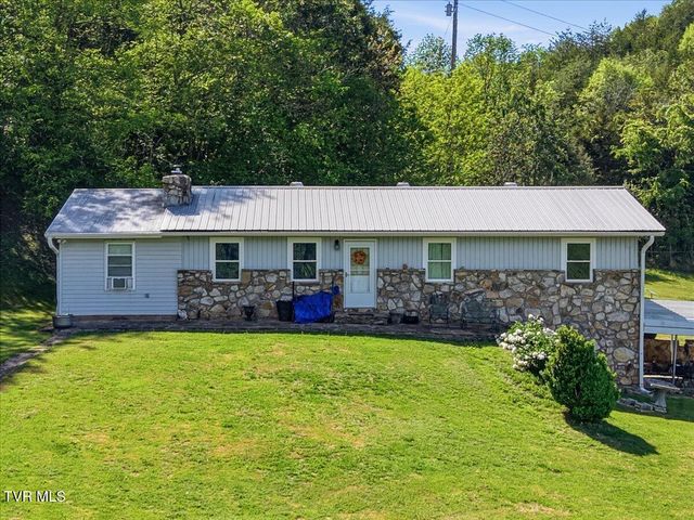 285 Matthews Lane, Mosheim, TN 37818