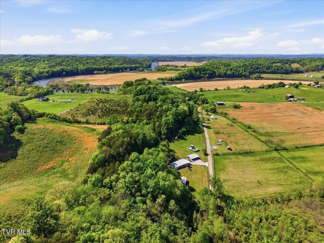 285 Matthews Lane, Mosheim, TN 37818