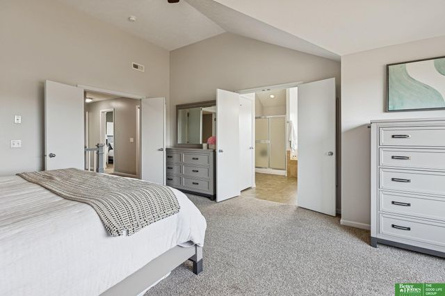 822 S 190th Avenue, Elkhorn, NE 68022