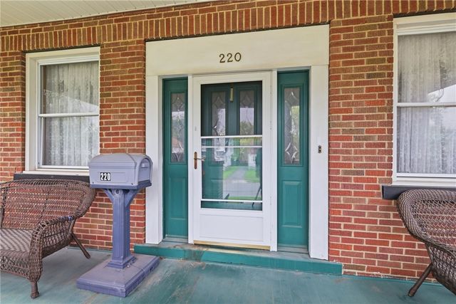 220 E Sheridan Ave, New Castle, PA 16105