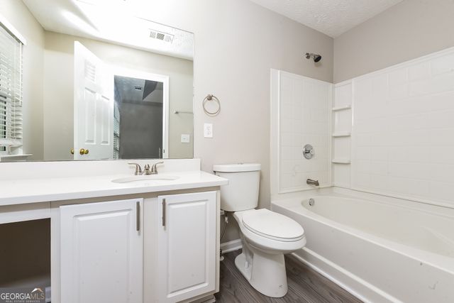 4683 Highpoint Lane, College Park, GA 30349