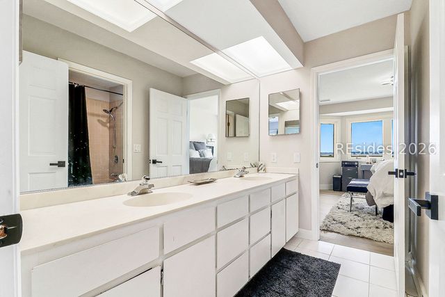 29 Oyster Landing Ln, Hilton Head Island, SC 29928