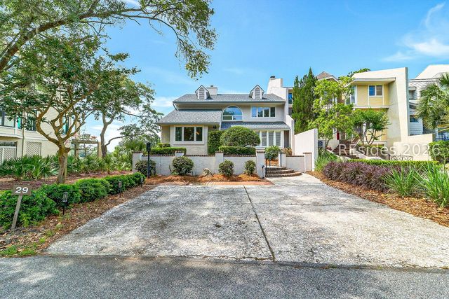 29 Oyster Landing Ln, Hilton Head Island, SC 29928