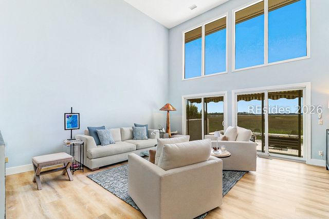 29 Oyster Landing Ln, Hilton Head Island, SC 29928