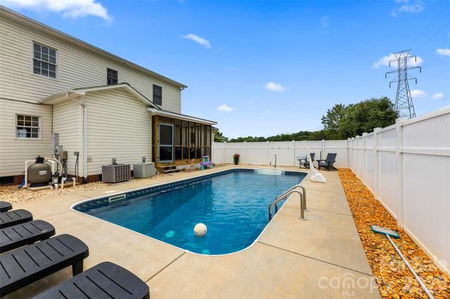 113 Ocean Drive, Shelby, NC 28152