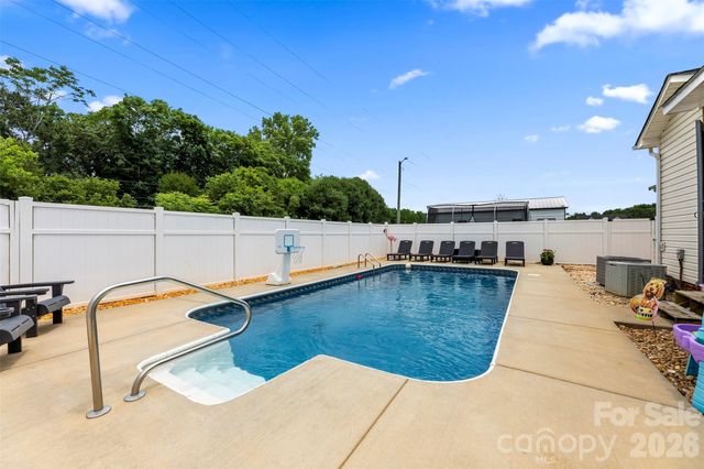113 Ocean Drive, Shelby, NC 28152