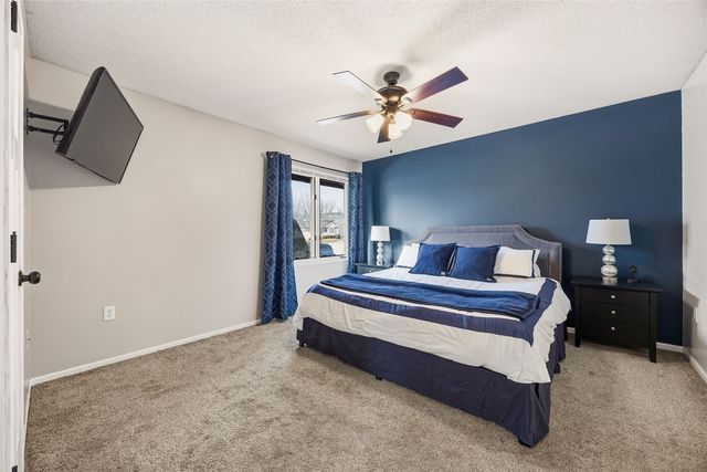 332 Bezdek Drive, Cedar Rapids, IA 52405