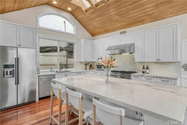 135 33rd, Hermosa Beach, CA 90254