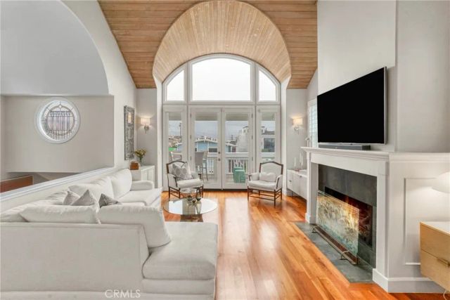 135 33rd, Hermosa Beach, CA 90254