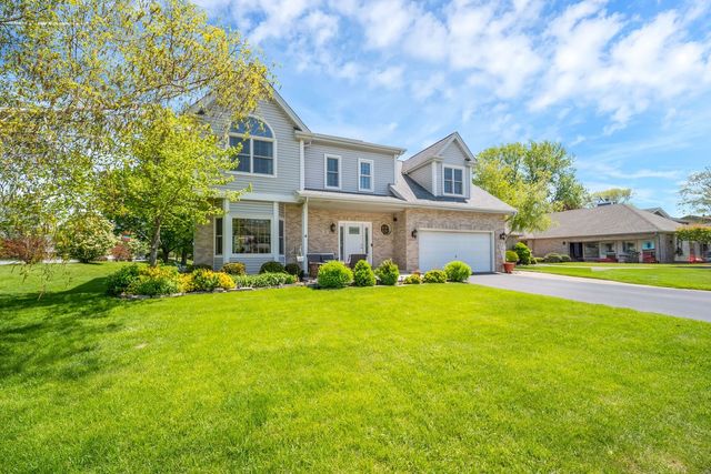 5 Deeke Court, Roselle, IL 60172