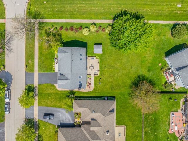 5 Deeke Court, Roselle, IL 60172
