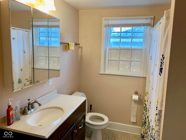 425 W 44th Street, Indianapolis, IN 46208