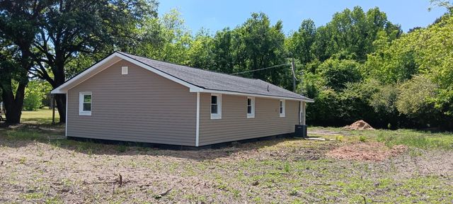 2875 Ervin Lane, Sumter, SC 29154