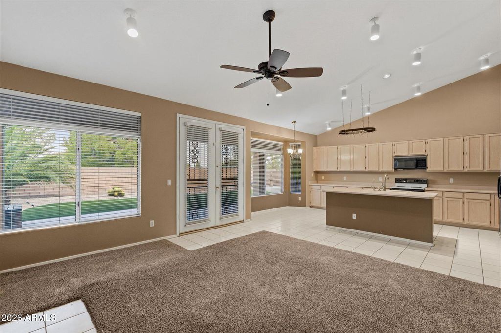 22407 N 71st Lane, Glendale, AZ 85310 — photo 5
